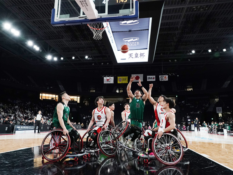 車いすバスケットボールの競技の様子1