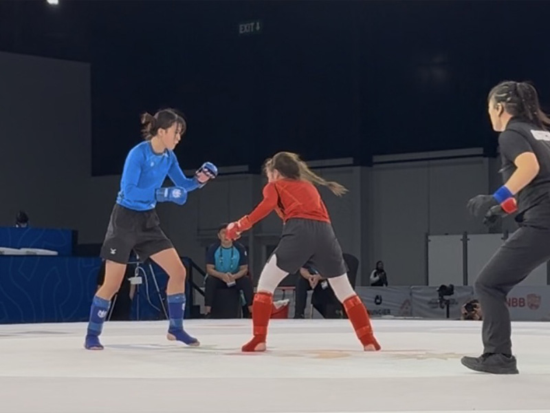 コンバットスポーツ(総合格闘技=MMA)の競技の様子1