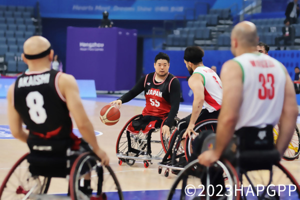 車いすバスケットボールの競技風景