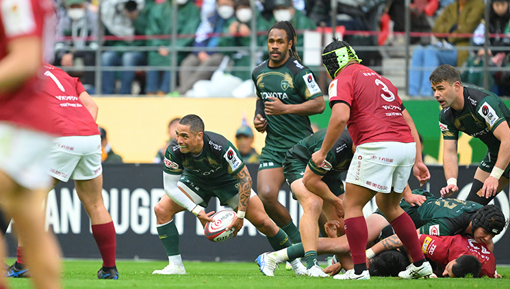 トヨタヴェルブリッツの選手が試合をしている様子